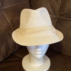 The Hatter co summer Fedora style hat never used